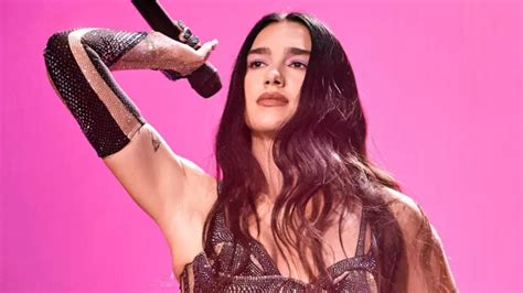 Me Extra Aron Dua Lipa Adelanta Su Nueva Era Musical Con Radical