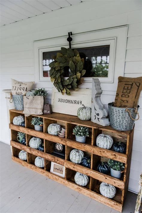 37 Fantastic Rustic Farmhouse Porch Decor Ideas Page 16