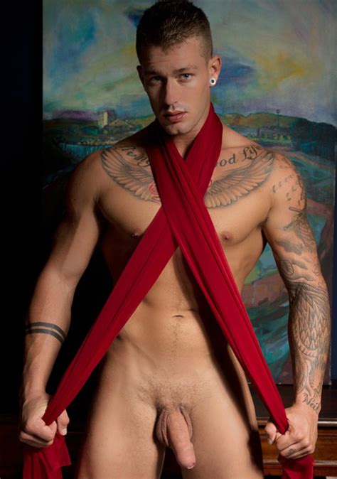 Provocative Wave For Men Do You Know This Provocative Nude Male