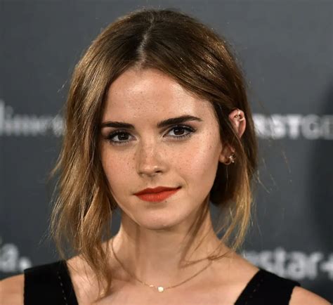 Emma Watson Would Be A Perfect Face Fuck Scrolller