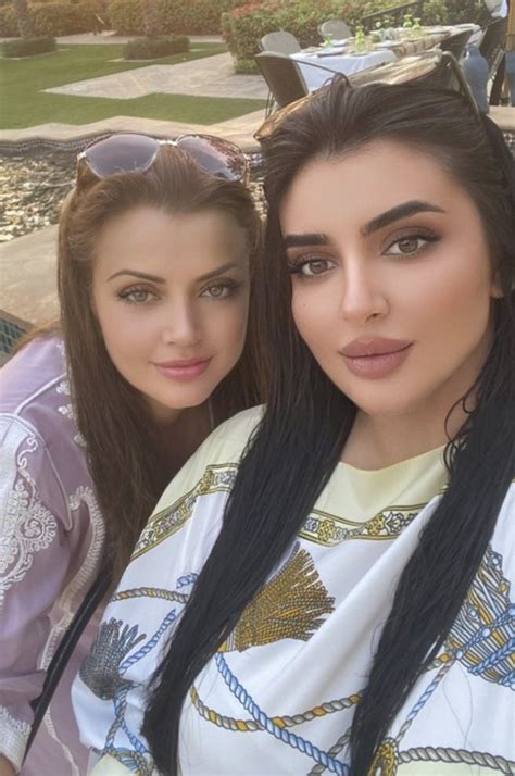 Mahra Al Maktoum With Her Mother Famed Face