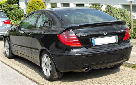 Mercedes Benz C Class Sports Coupe CL203 C 230 Kompressor 192 Hp