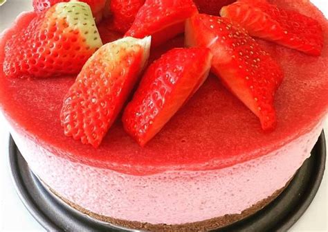 Resep Strawberry Mousse Cake Oleh 𝓘𝓷𝓪 𝓚𝓲𝓽𝓬𝓱𝓮𝓷🇲🇨🇨🇭👩‍🍳 Cookpad