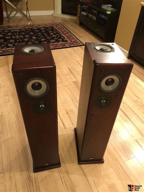 Castle Harlech Speakers In Mahogany Photo Canuck Audio Mart