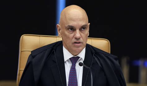 Alexandre de Moraes suspende resolução do CFM que dificulta aborto em