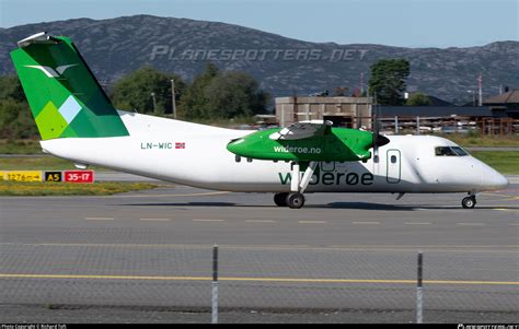 LN WIC Widerøe De Havilland Canada DHC 8 103B Dash 8 Photo by Richard