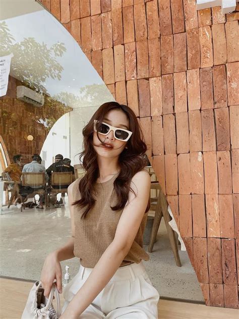 Say đắm nhan sắc gieo thương nhớ của Hot girl trường Đại học Kinh tế Quốc dân