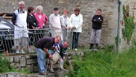 Loguivy Plougras Rallye Touristique Passage Dans La Commune Le