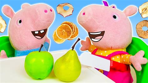 Peppa Pig ile çocuk videoları Oyuncaklar sağlıklı cips yapıyor Yemek