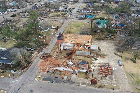 Tornadoes Ravage The South In Month Of Extremes News Channel 3 12