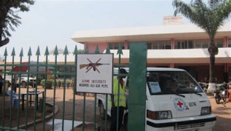 En Centrafrique lhôpital communautaire connaît une baisse de