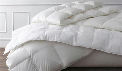 Duvet Vs Comforter Which Bed Cover Is Right For You Purewow