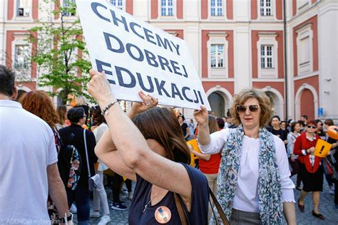 Strajk nauczycieli zamieni się w protest włoski Takie rozwiązanie