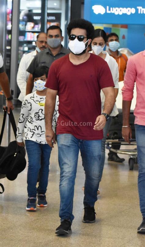 Photos: Jr NTR With His Family At Hyd Airport