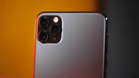 Ремонт iPhone 11 Pro Max стоит как флагман Huawei