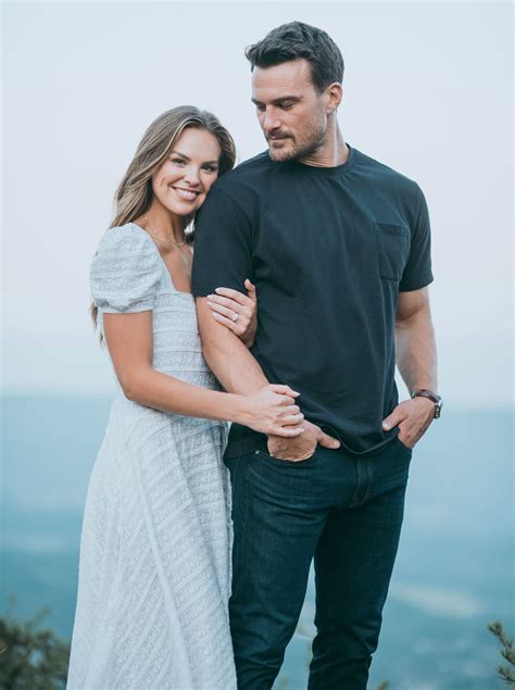 Bachelorette Hannah Brown Is Engaged To Adam Woolard Us Weekly