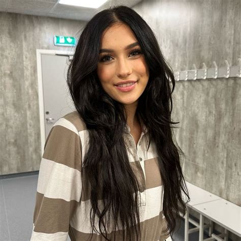 esmeralda rnorwegianbeauties