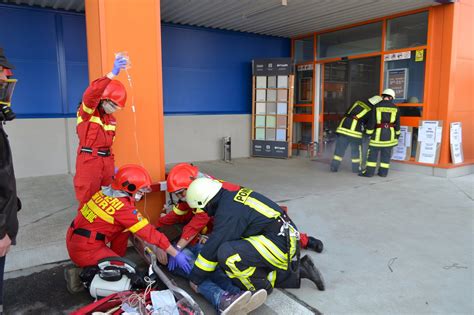 Foto Cutremur N Jude Ul Sibiu Toate Echipajele De Pompieri Au