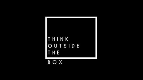 4K Black Wallpaper with Popular Quotes: Think Outside the Box