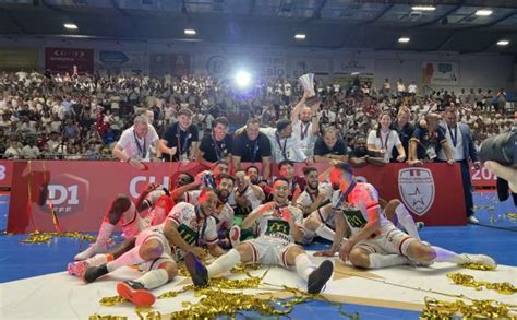 D1 Futsal Letoile Lavalloise Est Champion De France Ligue De