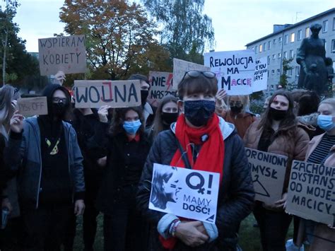 Protesty Kobiet W Warszawie I Innych Miastach Polski Co