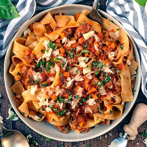 Esitellä 88 imagen lamb ragu pasta abzlocal fi