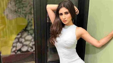 Mouni Roy Sets The Internet On Fire With Her Hot Look