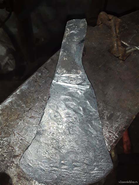 Ручная ковка топора
