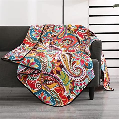 Amazon NEWLAKE Quilt Throw Blanket With Classical Floral Patchwork