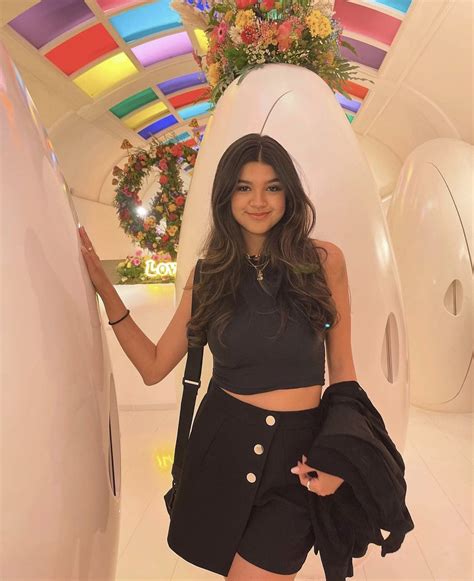 Sara Echeagaray [irtr] : r/BeautifulFemales