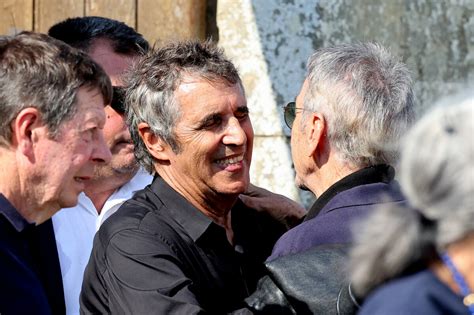 Photo Julien Clerc Et Alain Chamfort Aux Obs Ques Civiles Du