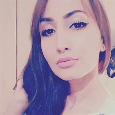 What Do You Think Of My Hot Gf A T5 3dnsz