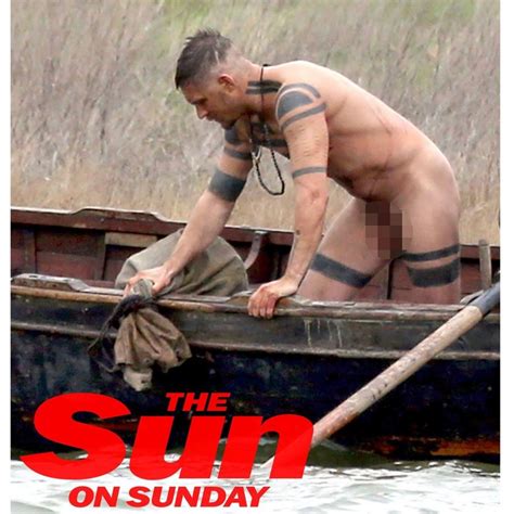 OMG His Butt UHGAIN Oscar Nominated Actor Tom Hardy Gets Naked On Set
