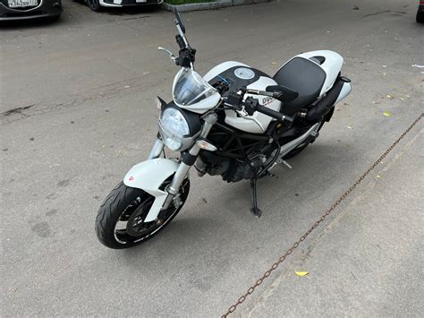 Купить б у Ducati Monster передач в Москве белый naked bike года на Авто ру ID