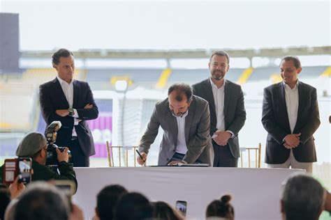 Con La Firma Del Contrato De La App Complejo Cultural Y Deportivo El