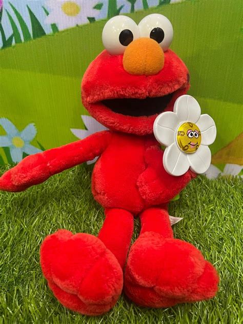 FISHER PRICE ELMO LOVES YOU, Hobbies & Toys, Toys & Games on Carousell