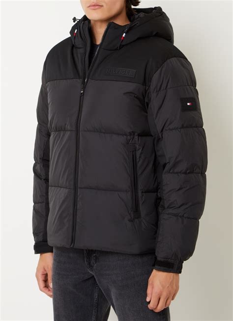 Tommy Hilfiger New York Puffer Jack Met Capuchon En Logo • Zwart • De