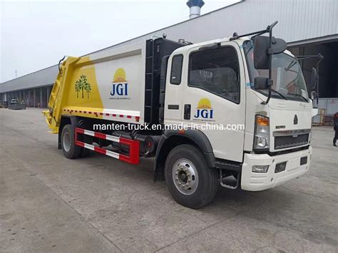 Sinotruk Howo Liters Cbm Tons Compressed Garbage Truck For