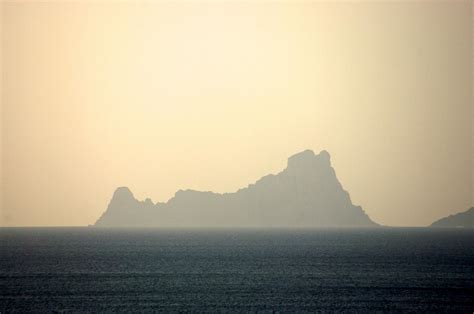 Балеарское море — подробная информация с фото