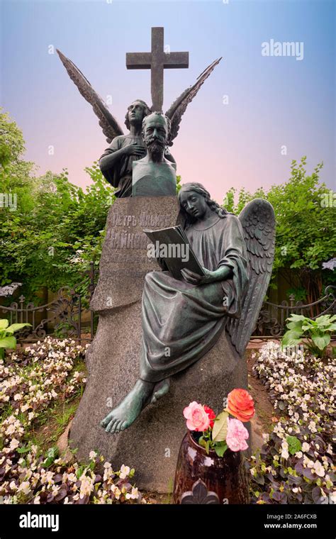 San Petersburgo Rusia Cementerio Tikhvin Tchaikovsky Grave