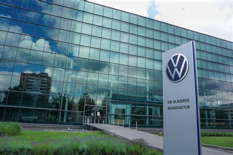 Vw Ceo Expects Autonomous Cars On Market From Laptrinhx News