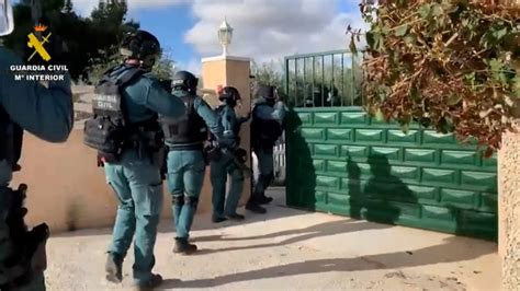 Cinco Guardias Civiles Heridos Leves Durante Un Tiroteo En Una