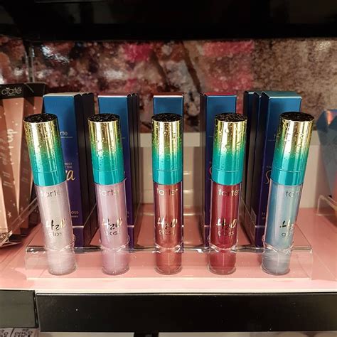 Tarte Rainforest Of The Sea H20 Gloss Sits Funny On Top Of The Lips Pulls When You Press Your