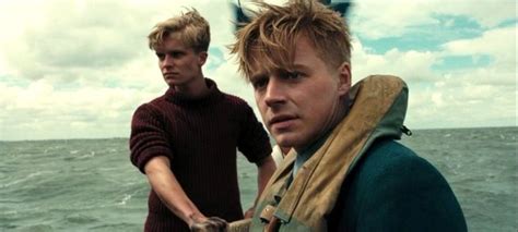 Jack Lowden And Tom Glynn Carney In Dunkirk