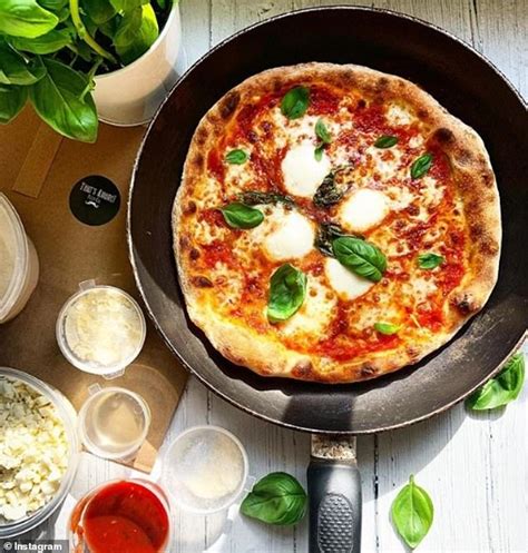 Frying Pan Pizza Becomes The Latest Lockdown Foodie Trend To Take Over Instagram Sound Health