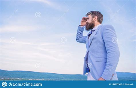 Direcci N Del Negocio Que Se Convierte Fondo Barbudo Del Cielo De La