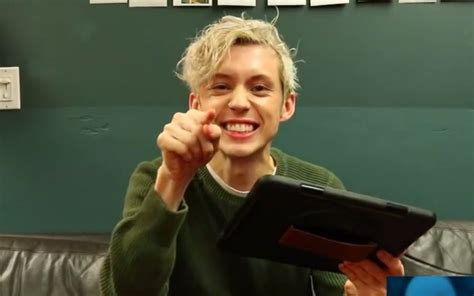 【troye Sivan】【中英字幕】惊吓挑战！全程超级可爱哔哩哔哩bilibili