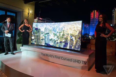 Samsung Reveals A Wild Bendable Tv Prototype And Its Curved 105 Inch