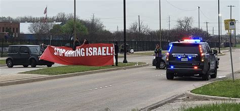 Police make several arrests, tow vehicles at protest outside Garland ...