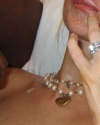 Horny Housewife Having Sex In An Interracial Threesome Porn Pictures XXX Photos Sex Images